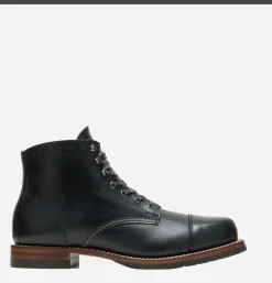 Boots Cap Toe Black